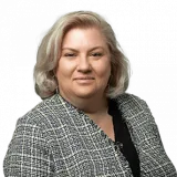  Lawyer Lisa M. Yaeger