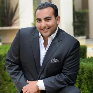  Lawyer Shawn Azizzadeh