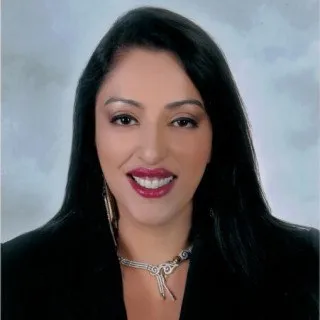  Lawyer Freda Khan