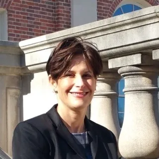  Lawyer Lynn Norton