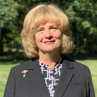  Lawyer Cecilia Buck