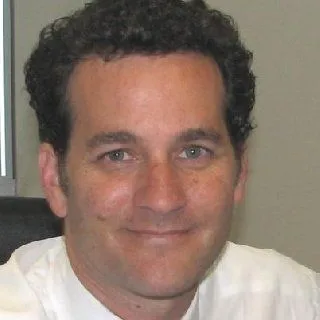  Lawyer Steven G. Pearl