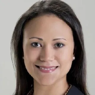  Lawyer Veronica Bayó Clifford