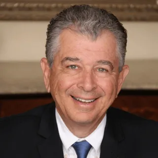  Lawyer Alan Neufeld