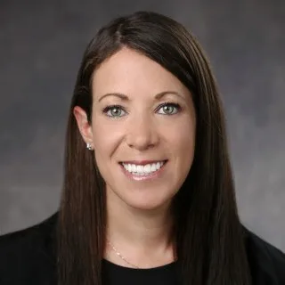  Lawyer Lindsey Thurswell Lehr