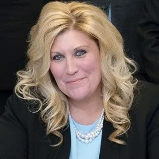  Lawyer Pamela D Kurt