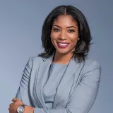  Lawyer Dayna W. Thomas