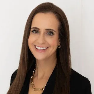  Lawyer Allison L. Bishow