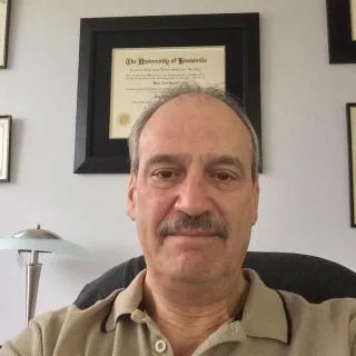  Lawyer Bruce A. Sucher