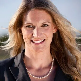  Lawyer Erin Shinn