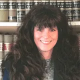  Lawyer Kim L. Chamberlain