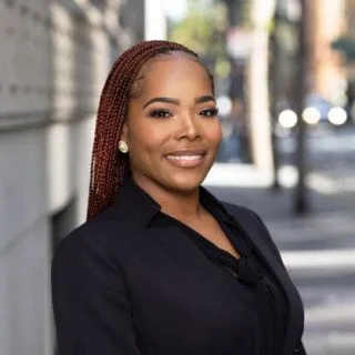  Lawyer Te'Reisha N. Graves