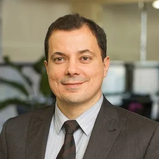  Lawyer Luciano Oliveira