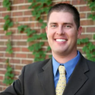  Lawyer Ryan J. Peterson