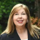  Lawyer Lynn A. Bradley