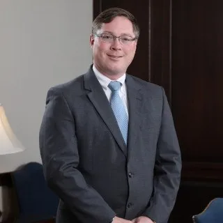  Lawyer Thomas F. Hollingsworth III