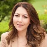  Lawyer Mariana Kouloumian