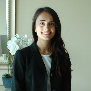  Lawyer Pia Perfetto