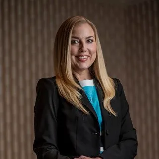  Lawyer Lindsay Reinhart