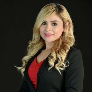  Lawyer Nasim Alizadeh