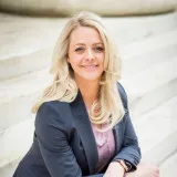  Lawyer Jennifer L Roskamp