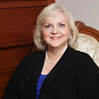  Lawyer Katherine Everette