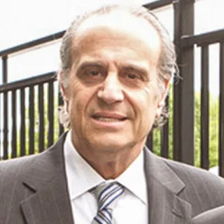  Lawyer Howard J. Weintraub