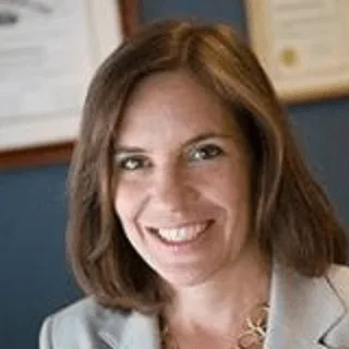  Lawyer Elizabeth Loring