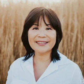  Lawyer Jeannie Hua