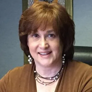  Lawyer Lauren Underwood